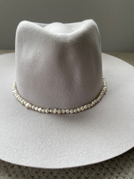 Wyeth Anthropologie Lilac Purple Pearl Trim 100% Wool Boater Hat light gray main image 9